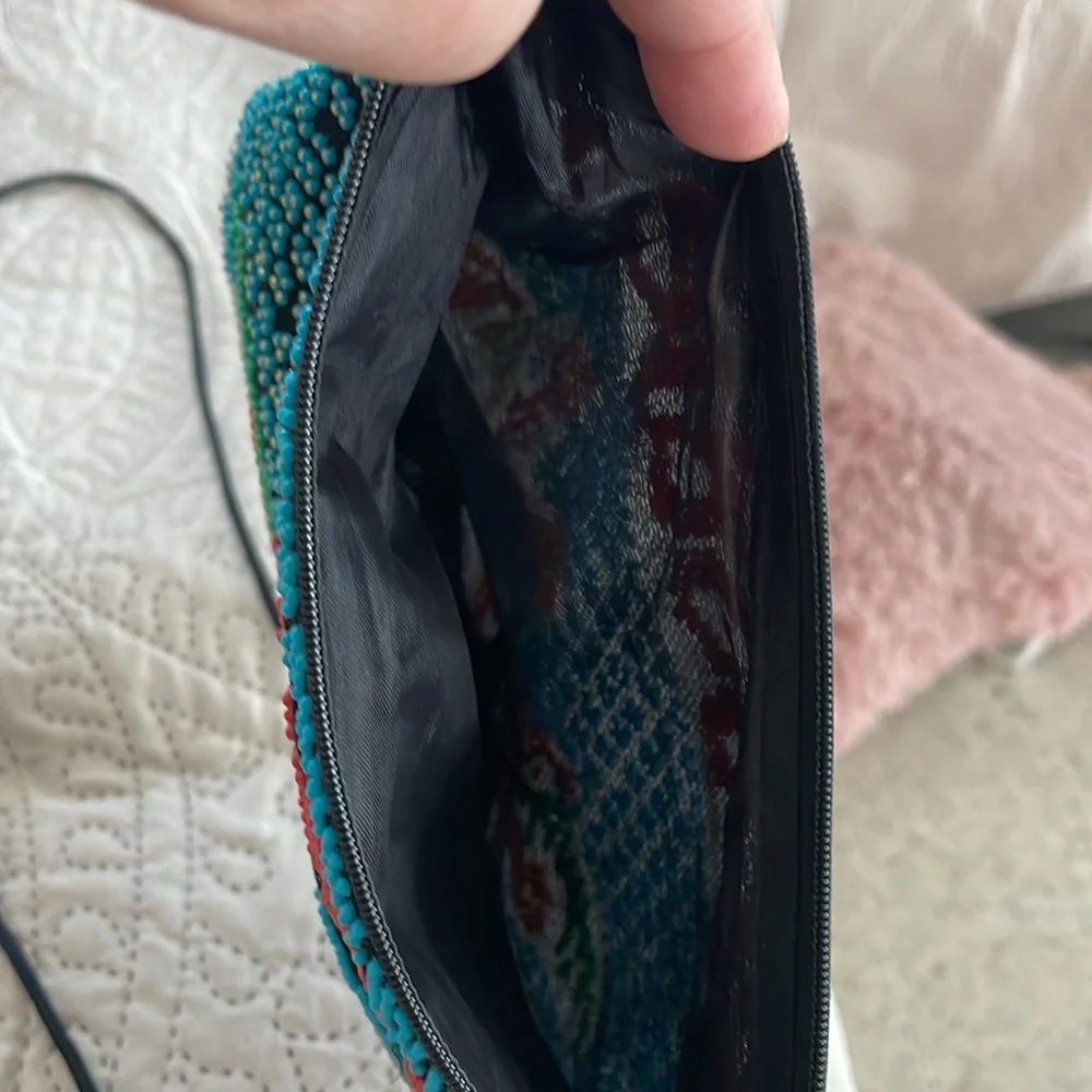 NWOT!! Jerusalem Crossbody Purse - Picture 7 of 7